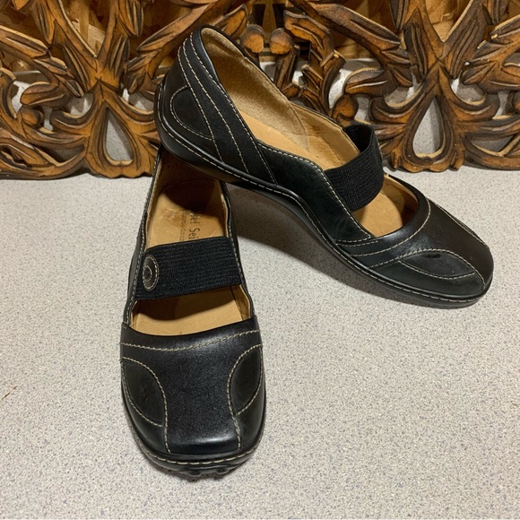 Josef Seibel Shoes Josef Seibel Dark Blue Leather Mary Janes Shoes